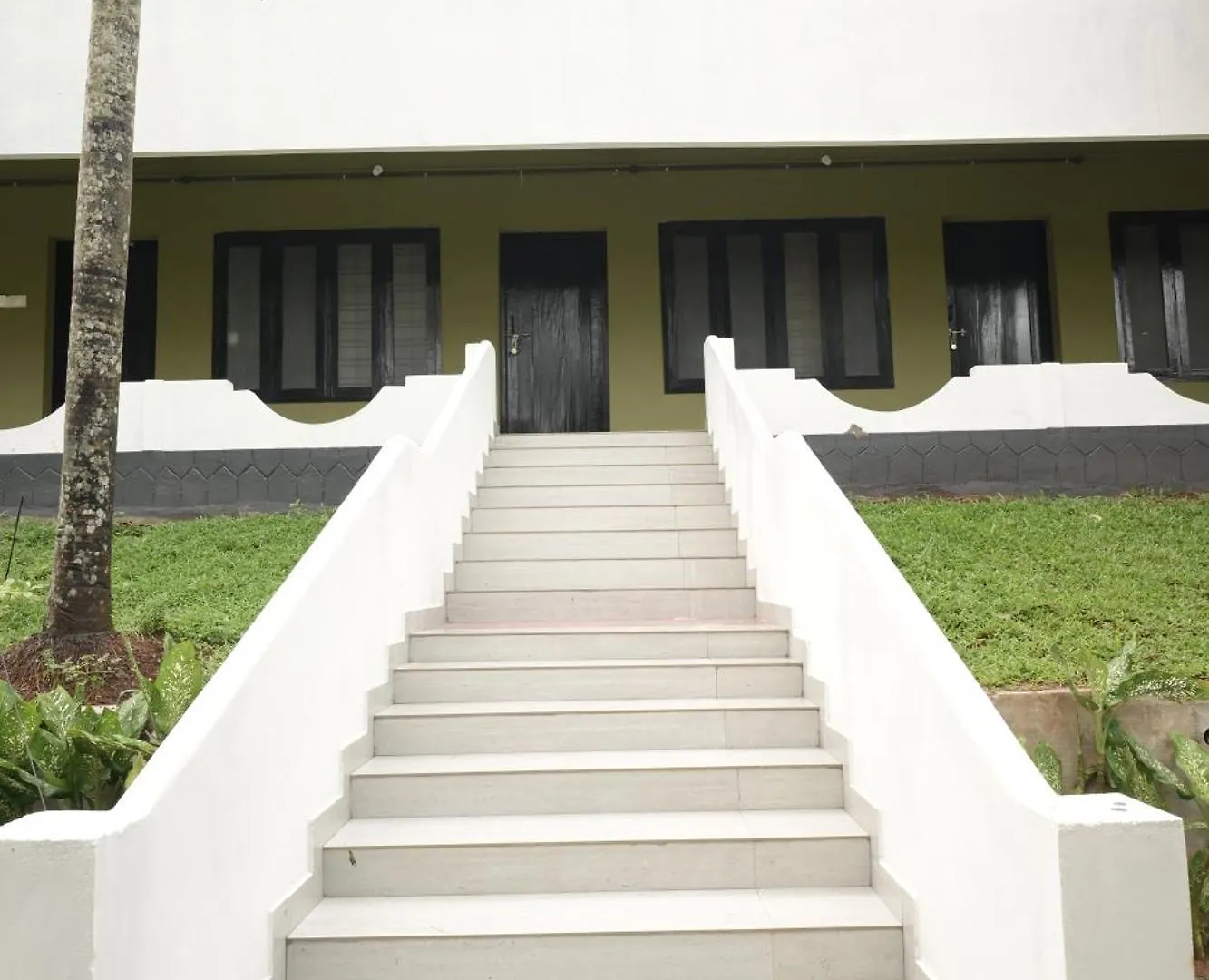 Inara Varkala Apartment Homestay
