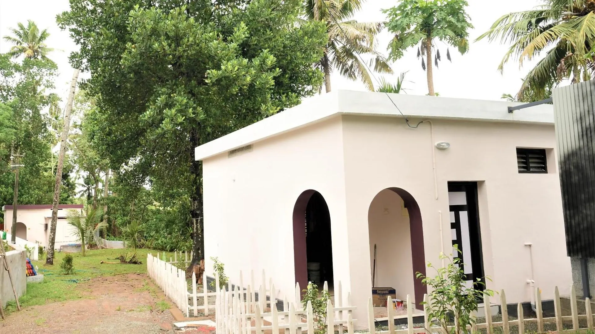 Inara Varkala Apartment Homestay